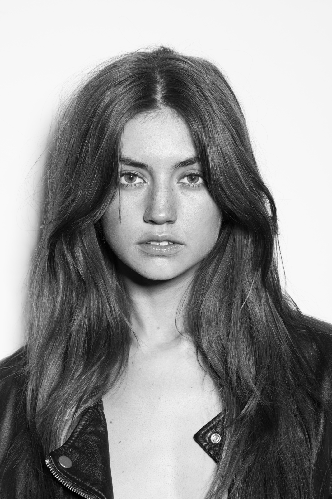 Photo: Prasoon Jaiswal, Model: Isabel Lester, First Model Management